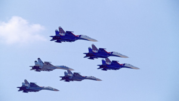 Пилотная группа Русские витязи СУ-27
